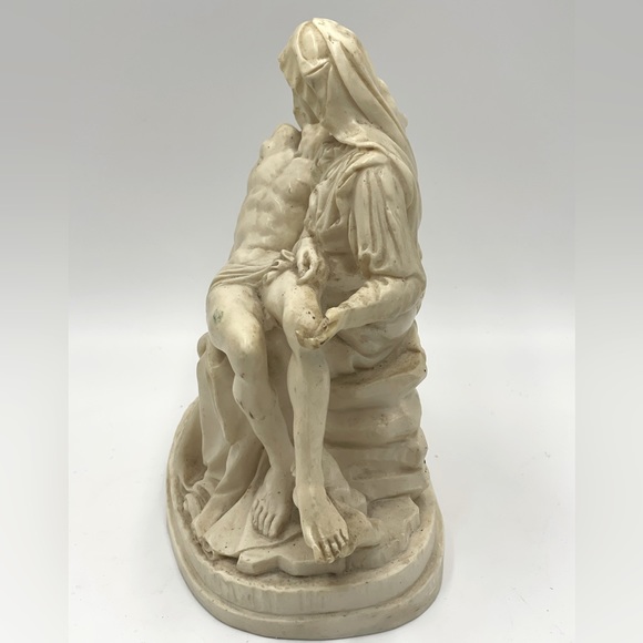 Michelangelo’s Pieta Sculpture by A. Santini: Madonna & Jesus after Crucifixion - Picture 5 of 16